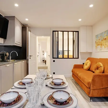 Modern - 2br-6p - Marais 巴黎