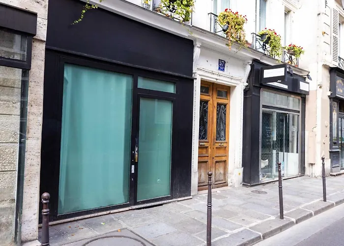 Modern - 2br-6p - Marais *
